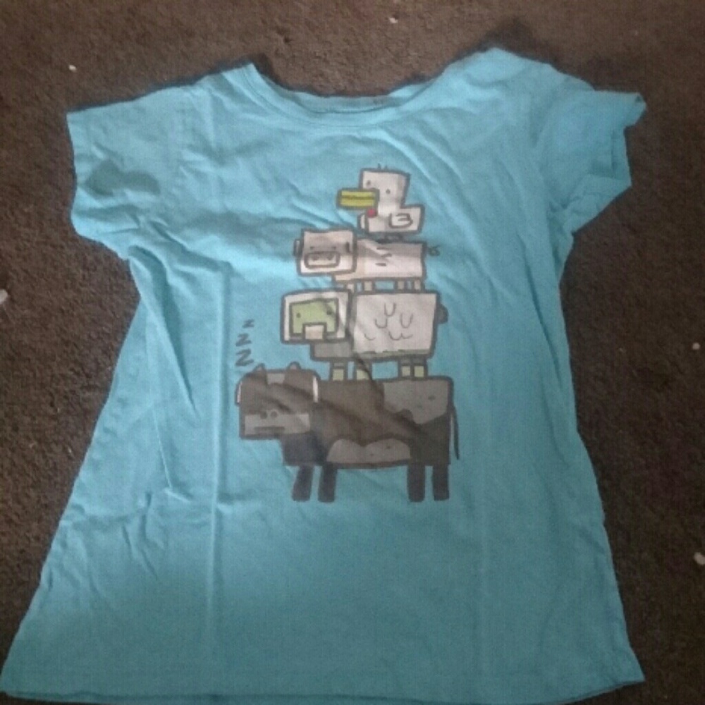 Sky blue tee, perfect for lounging!